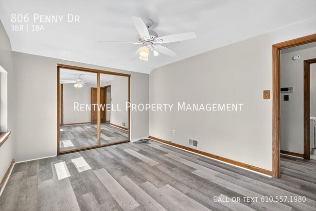 Building Photo - 806 Penny Dr