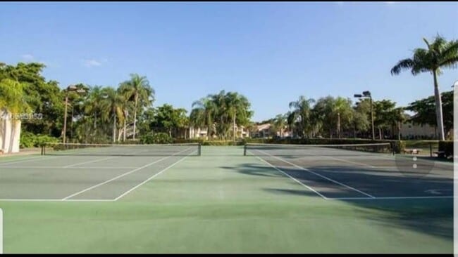 Building Photo - 721 Lyons Rd