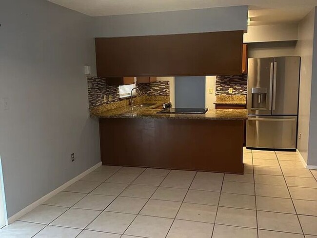 Building Photo - For Rent: Orlando, FL 3 Bed + Office | 2 B...
