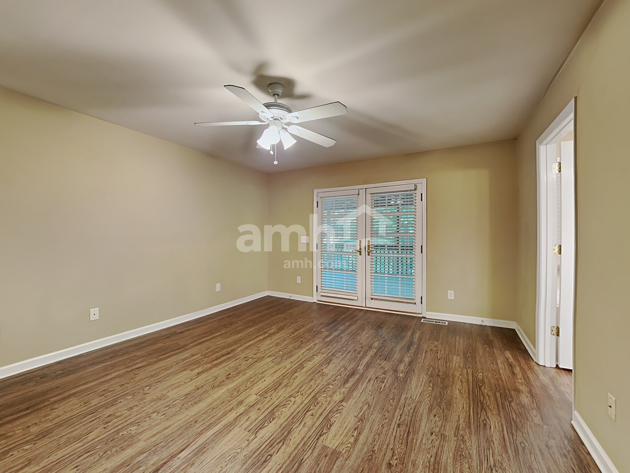 Building Photo - 5502 Garden Lake Dr