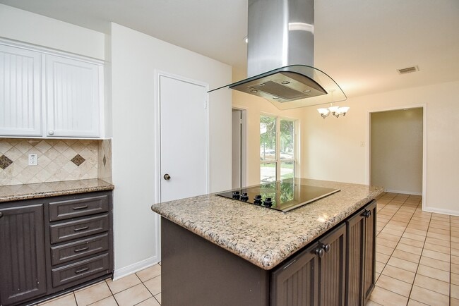 Building Photo - 14206 Ella Lee Ln