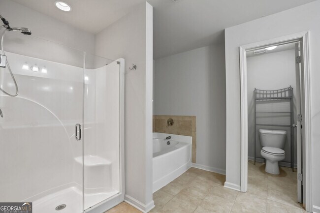 Building Photo - 206 Britt Dr