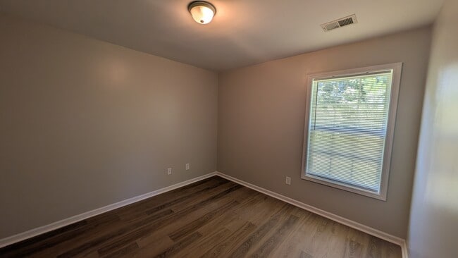 Building Photo - 161 North Carolina Dr