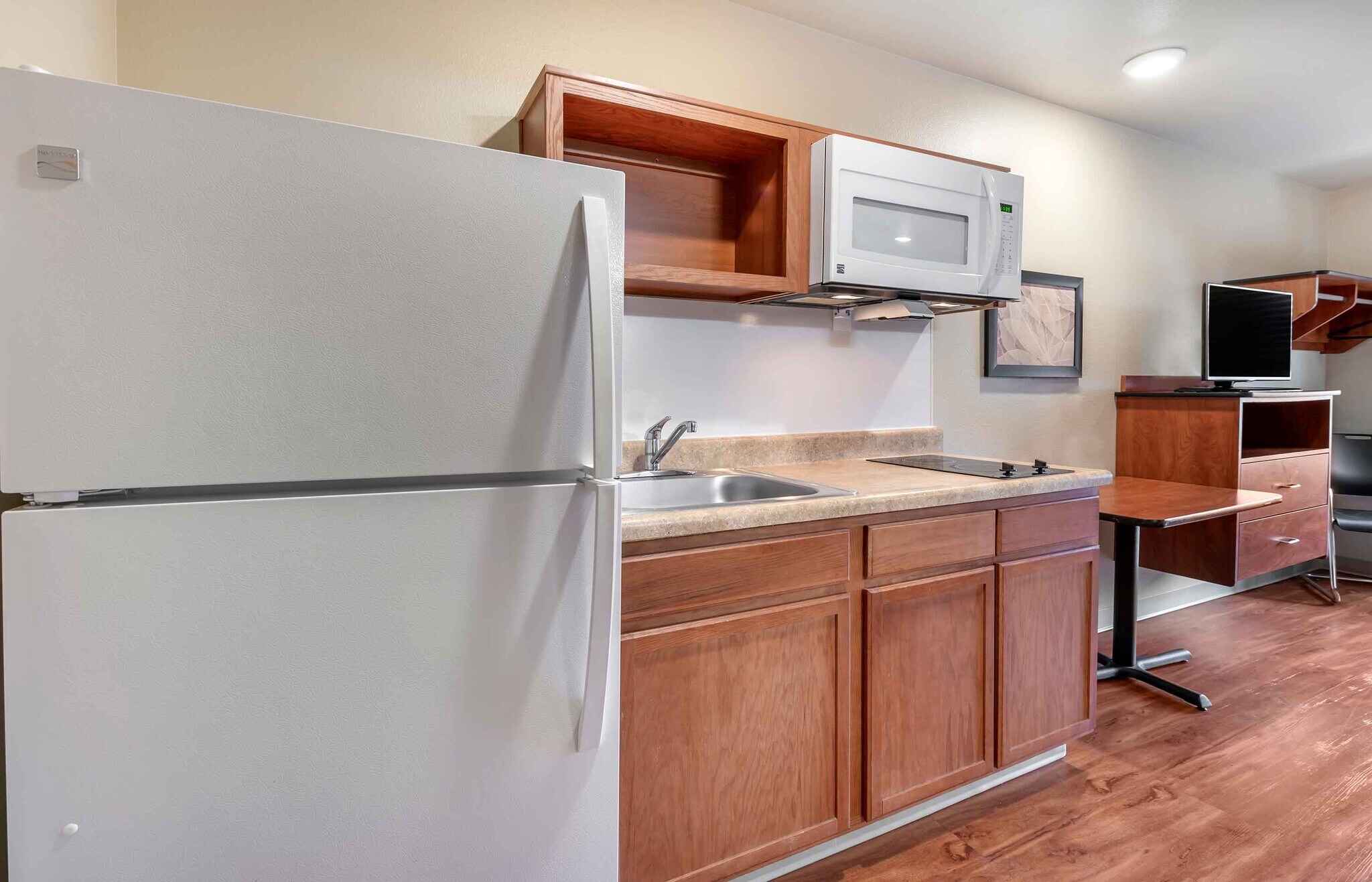 Building Photo - Furnished Studio-Dayton - Miamisburg