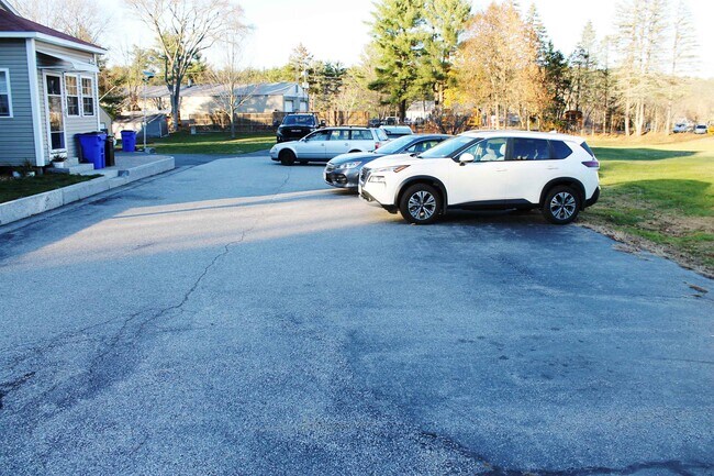 Building Photo - 57 S Mast St