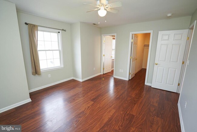 Building Photo - 1331 Aspen Dr