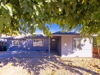 Building Photo - Charming Three Bedroom Westwood Napa Home