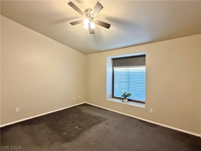 Building Photo - 4930 Black Bear Rd