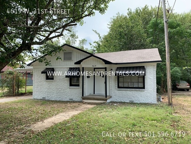 Building Photo - 4619 W 31st St