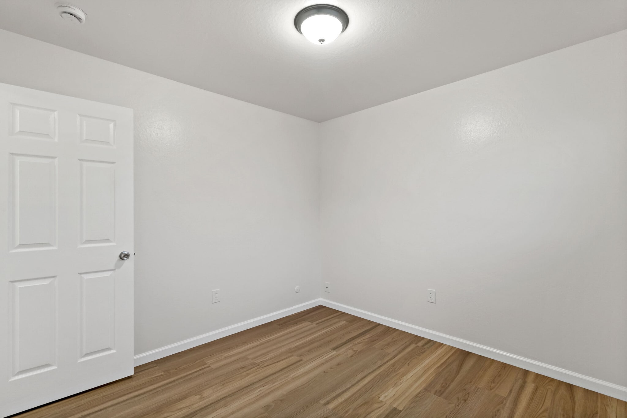 Building Photo - 3319 Nevin Ave