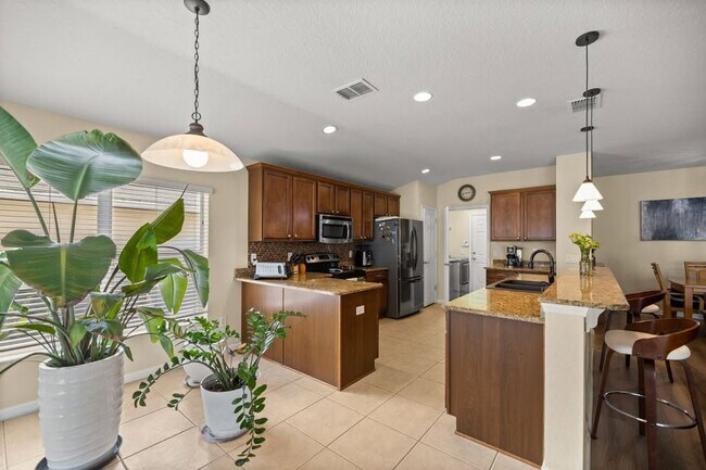 Building Photo - 4123 SW 46th Terrace
