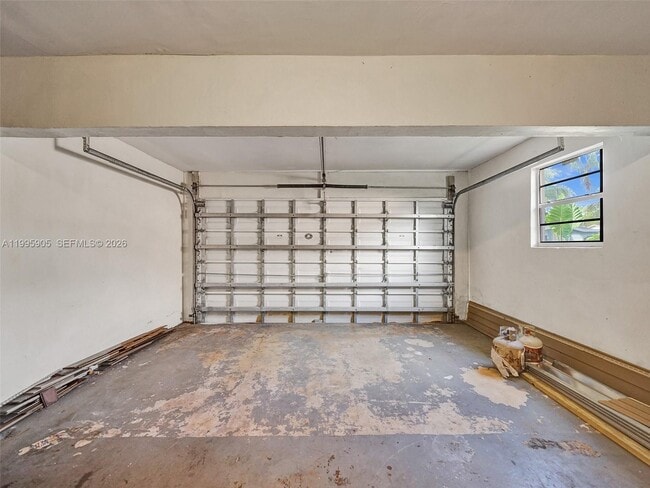 Building Photo - 7231 NW 20th St