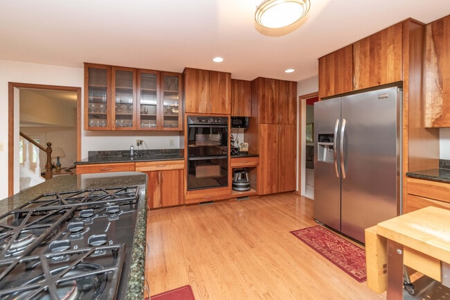 Building Photo - 34150 Hunters Row