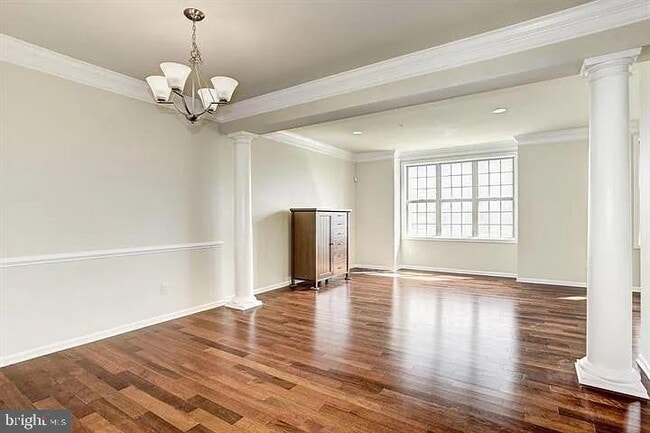 Building Photo - 22635 Norwalk Square