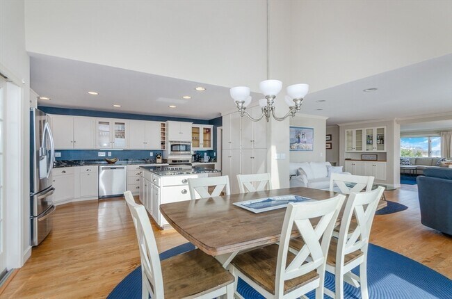 Building Photo - 7 Anawan Rd