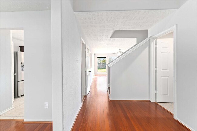 Building Photo - 19914 Shore Meadows Ln