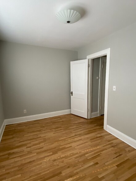 Building Photo - 488 Snelling Ave S