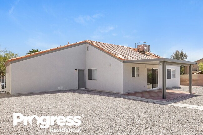 Building Photo - 5001 Chambliss Dr