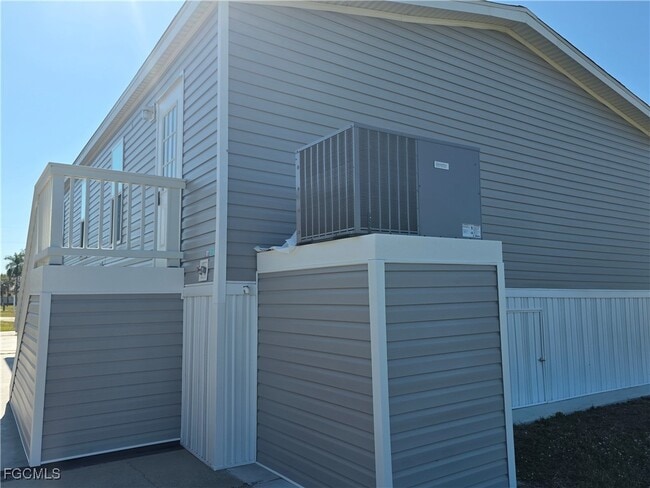 Building Photo - 7 Birch Blvd