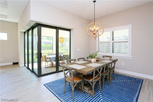 Building Photo - 9716 Everglades Dr