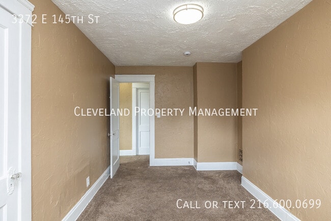 Building Photo - 3372 E 145th St