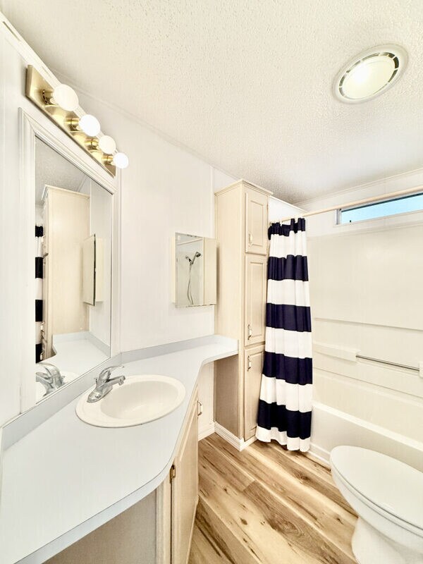 Building Photo - 43 Sargent St