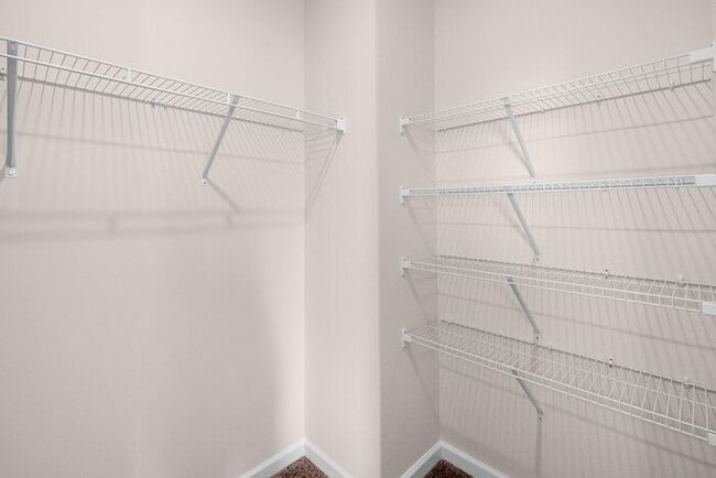 Building Photo - Beautiful Brand New 3 Bedroom 2.5 Bath Townhome in Hickory Glen!