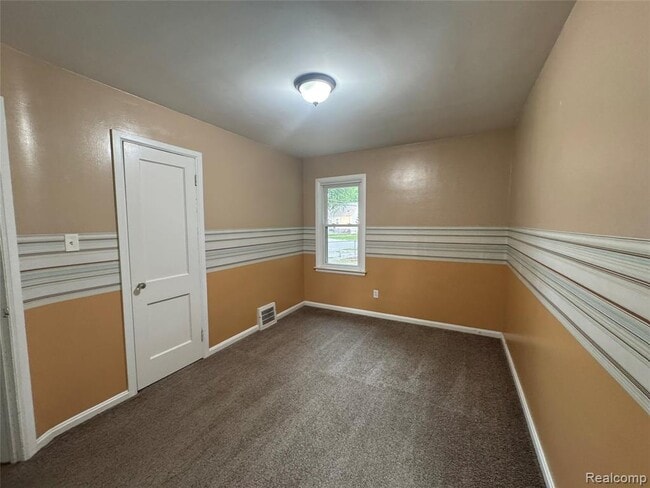 Building Photo - 15801 Centralia