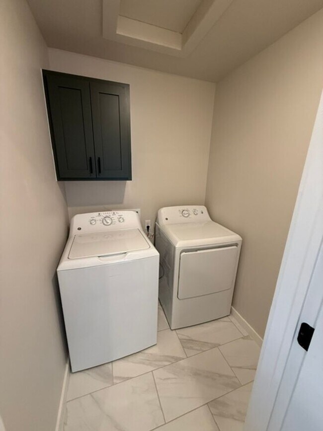 Building Photo - Beautiful  Home in Edmond