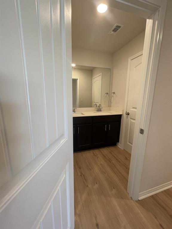 Building Photo - 101 Loon Dr