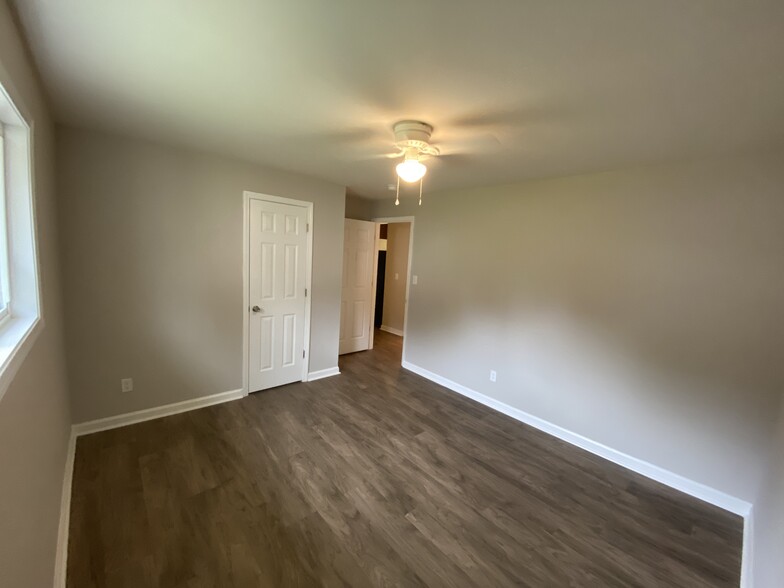 Bedroom 1 - 716 Marsh St