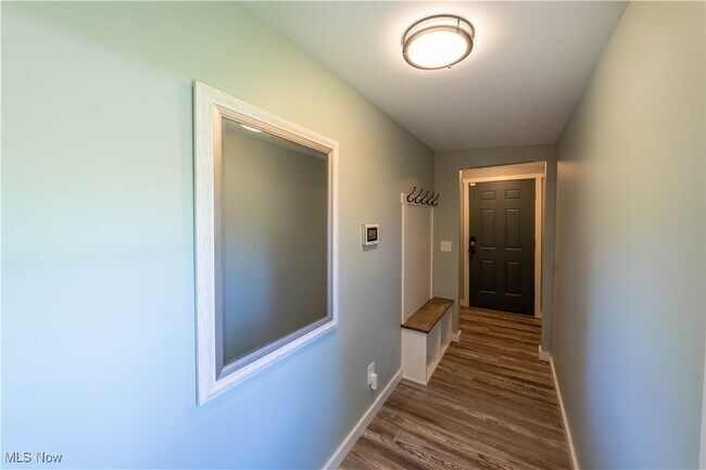 Building Photo - 99 Smith St