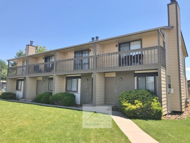 Primary Photo - 527 Comanche Village Dr