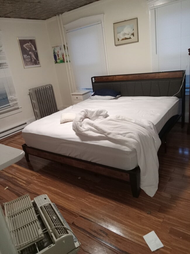 Primary Photo - 2 Appian Way