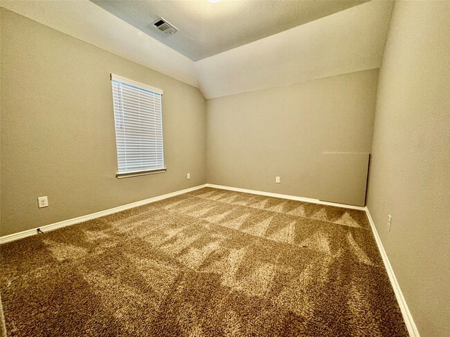Building Photo - 28622 Monarch Cliffs Dr