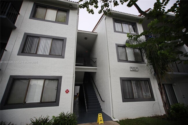 Building Photo - 9200 W Atlantic Blvd