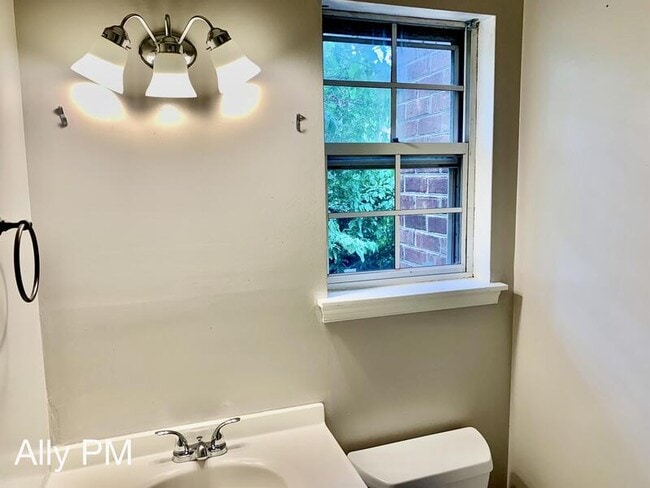 Building Photo - 2383 Austin Dr