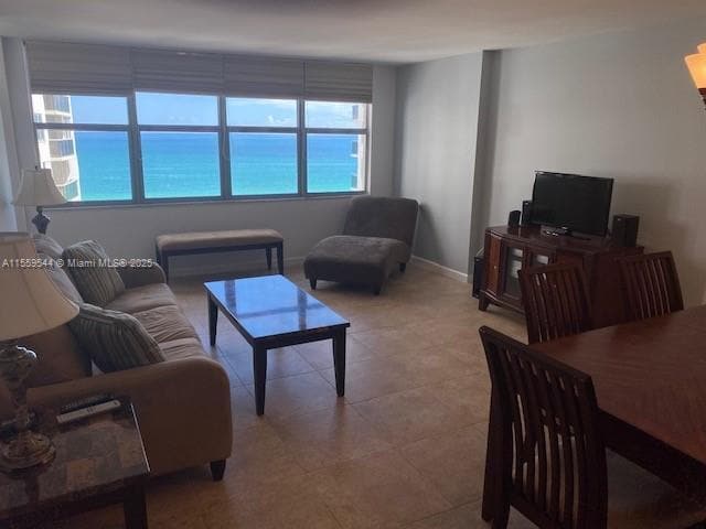 Building Photo - 6039 Collins Ave