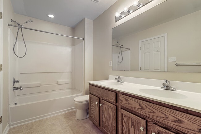 Building Photo - 231 Tidbury Crossing