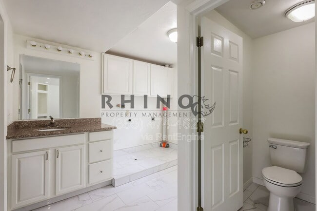 Building Photo - 7708 S Swordsman Cv