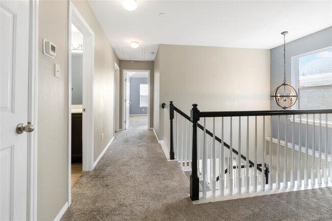 Building Photo - 700 Mandarin Flyway