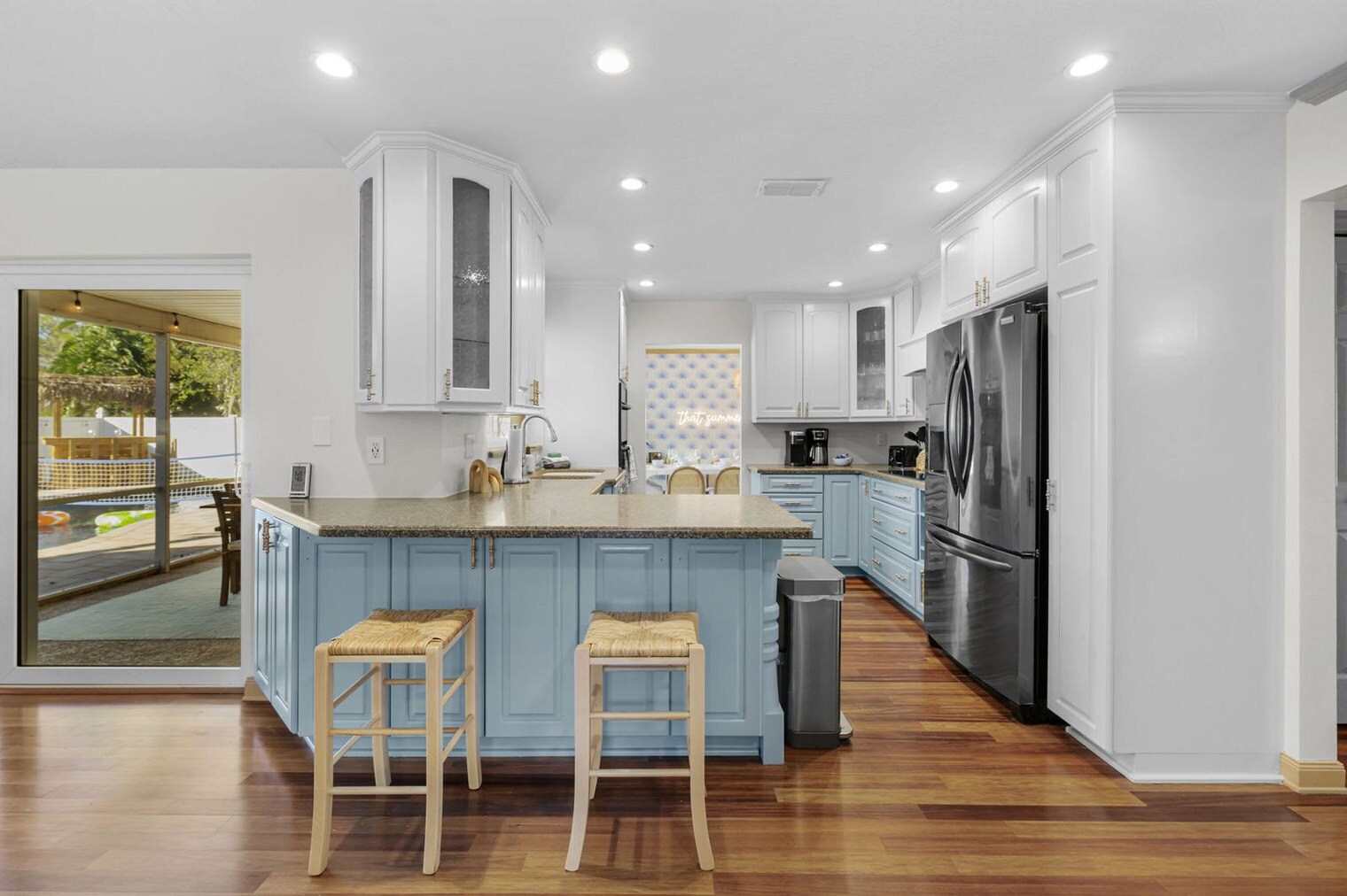 Building Photo - 9414 Laura Anne Dr