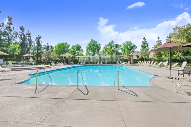 Building Photo - 5428 Novara Ave