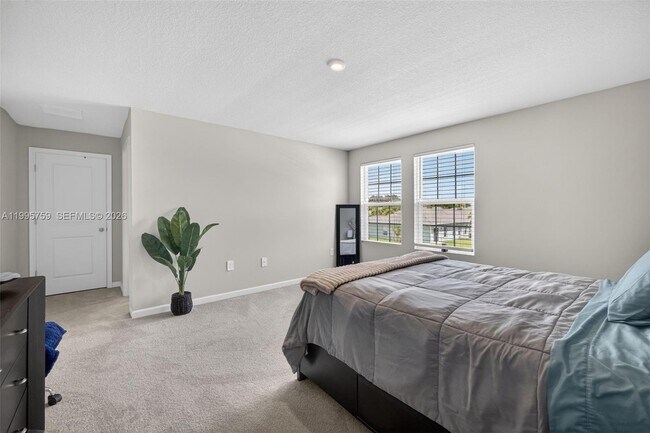 Building Photo - 220 Raspberry Rd