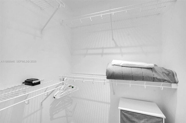 Building Photo - 1600 NE 1st Ave