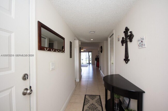 Building Photo - 16561 Blatt Blvd