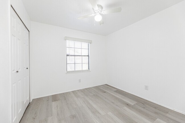 Building Photo - 16814 Kilwinning Dr