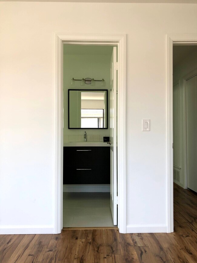 Primary Bath - 1460 Manhattan Beach Blvd