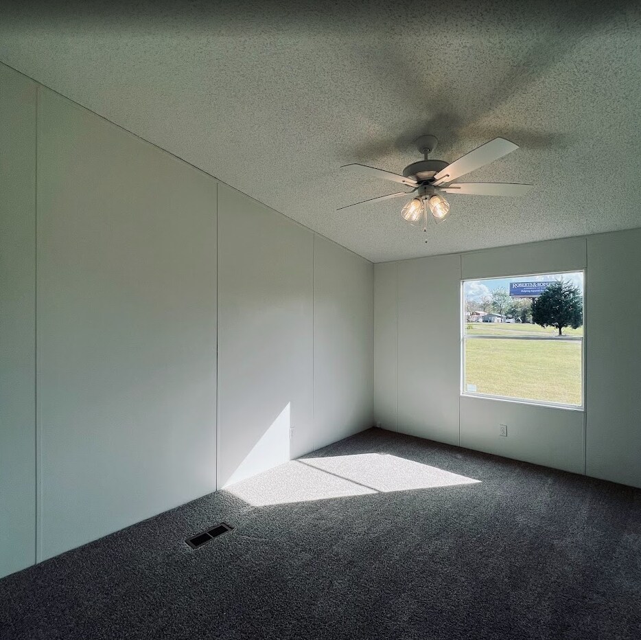 Building Photo - 127 County Road 3816