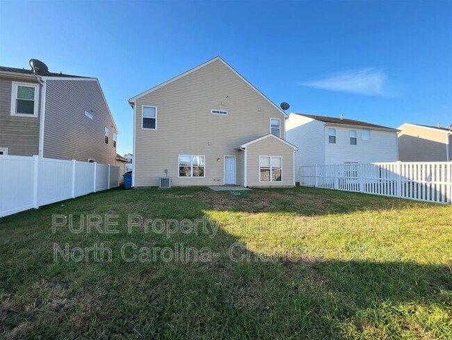Building Photo - 4803 Sunburst Ln